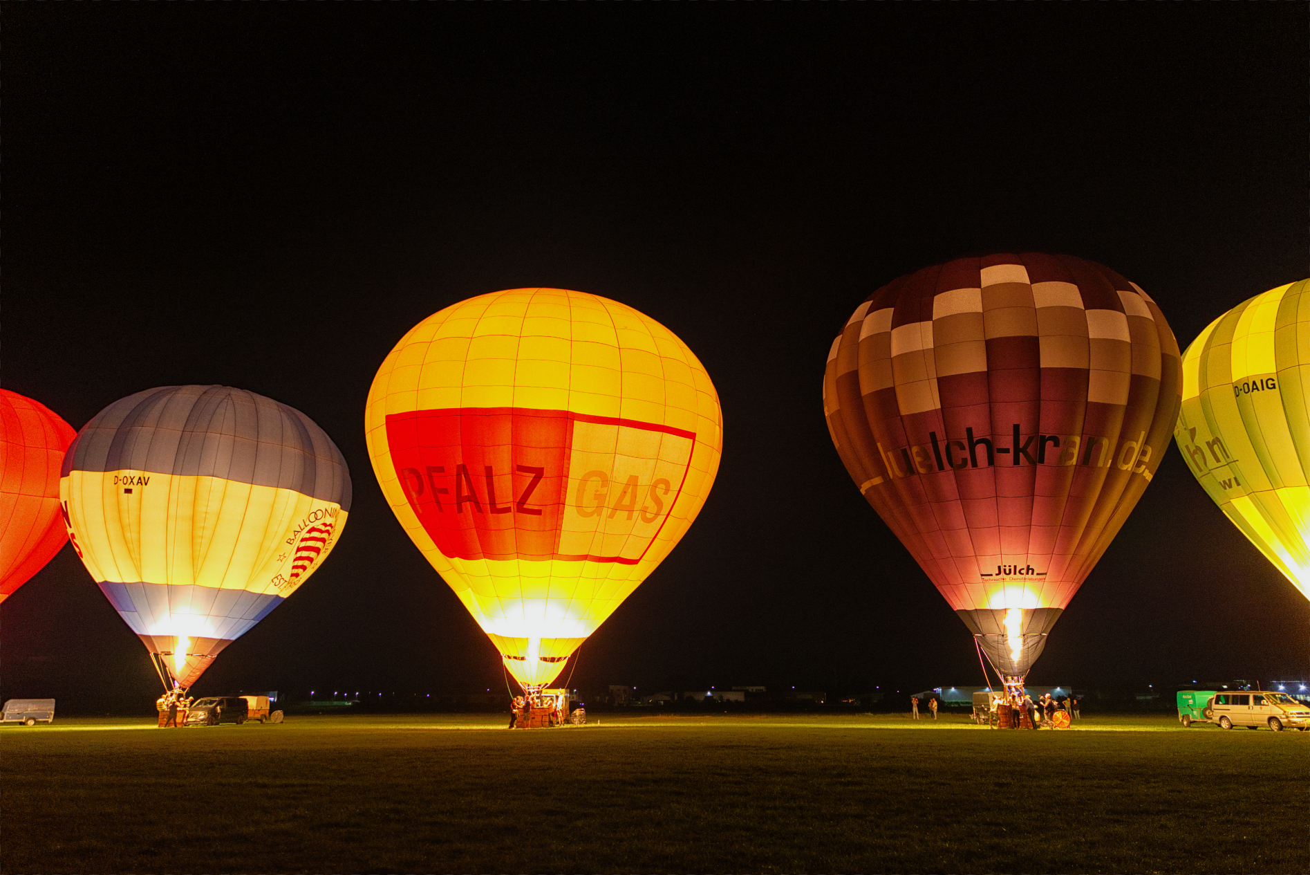 Ballonglühen Flugplatzfest Lachen-Speyerdorf 2025