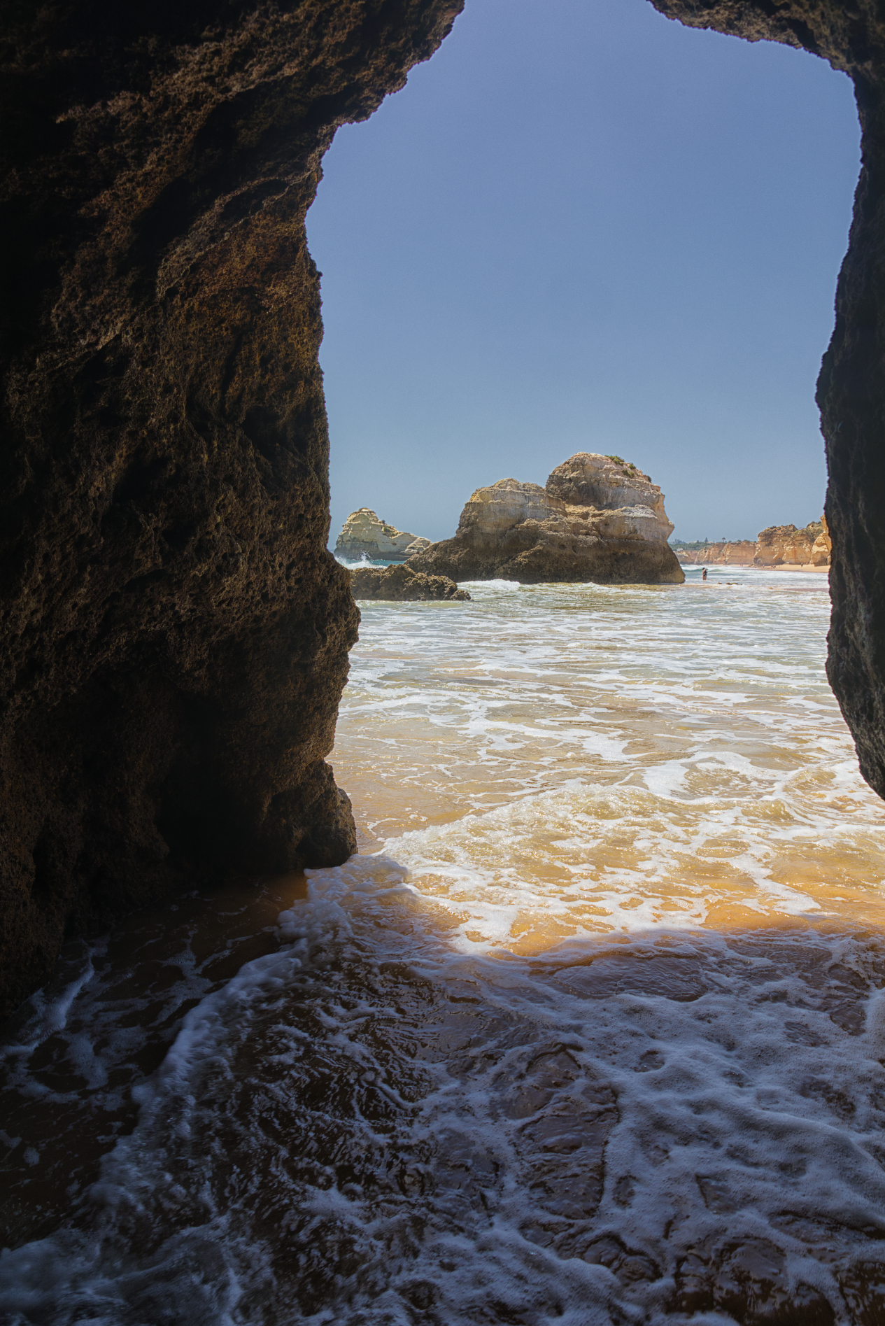 Praia dos Tres Castellos